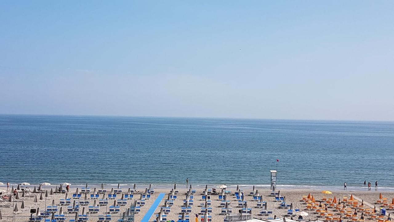 Abahotel Milano Marittima Exterior foto